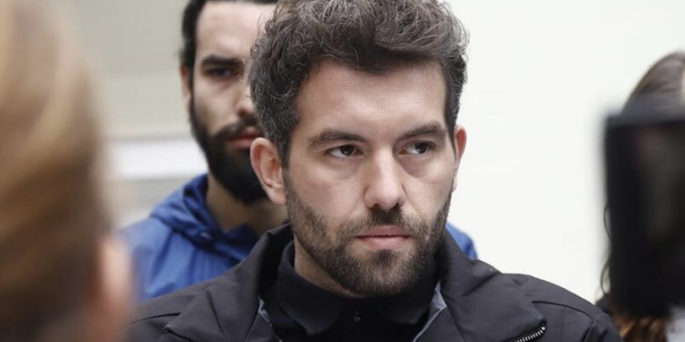 Arrestohen aktivistët e ORCA-s pas aktivitetit simbolik para Fakultetit Filozofik