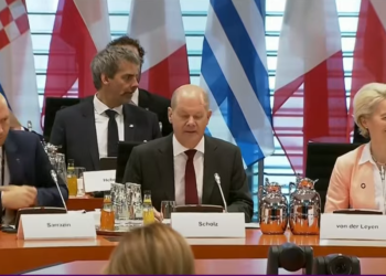 Von der Leyen dhe Scholz mbështesin planin franko-gjerman