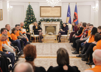 Osmani do të ndajë 100 mijë euro për organizatat e personave me aftësi të kufizuara