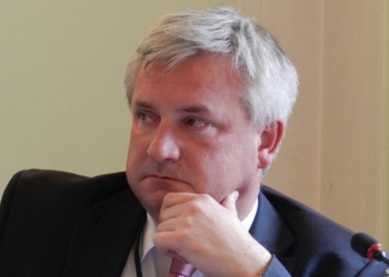 Deputeti gjerman: Është i nevojshëm një presion më real i BE-së ndaj Beogradit