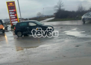 Aksident trafiku mes dy veturave në Drenas