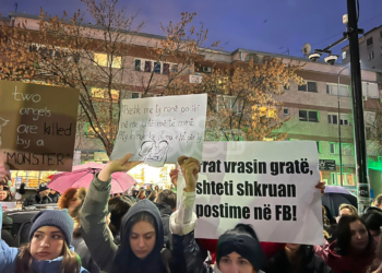 “Historinë e Kosovës po e shkruani me gjak të grave!”, portestë në Prishtinë