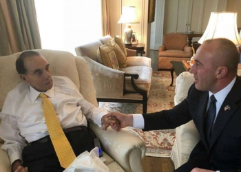 Haradinaj përkujton Senatorin Dole: Rruga jonë deri tek liria identifikohet me emrin e tij