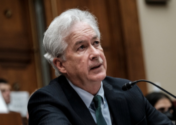 Drejtori i CIA-s thotë se Rusia nuk është serioze për negociatat me Ukrainën