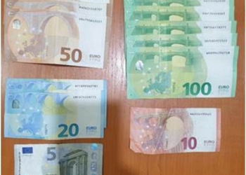 E gjen portofolin me 850 euro, prizrenasi i dorëzon në Polici