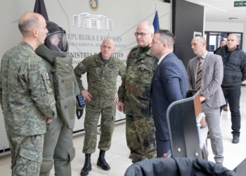Gjermania i dorëzon donacion FSK-së veshje mbrojtëse kundër mjeteve shpërthyese