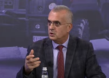 Dugolli: Institucionet e Kosovës kanë identifikuar edhe persona tjerë për sulmet në veri