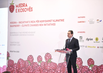 Kurti premton mbështetje për kultivuesit e mjedrës në Kosovë