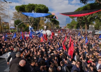 Sali Berisha flet pas sulmit