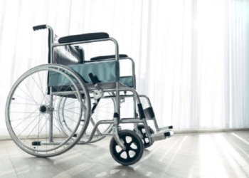 ​Studiuesit kanë krijuar një karrige me rrota që mund të kontrollohet nga mendimet