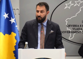 Krasniqi: Vendosja e administratorëve në komunat veriore s’parashihet me ligj