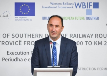 ​Aliu: Linja hekurudhore Fushë Kosovë – Mitrovicë po bëhet