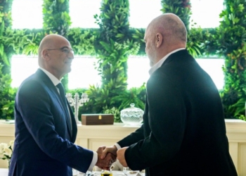 Rama drekë pune me Dendias, diskutohen marrëdhëniet dypalëshe e zhvillimet rajonale