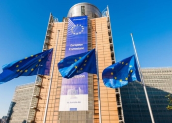 ​KE miraton ndihmën për kompanitë e gazit në Poloni