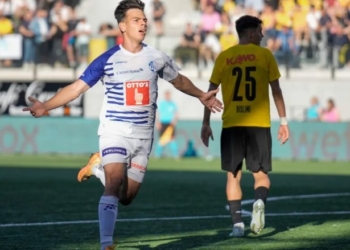 Ajax dhe Real Sociedad, dy skuadrat e radhës që futen në garë për Jasharin