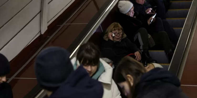 Shpërthime në qendër të Kievit mes paralajmërimit për sulm ajror