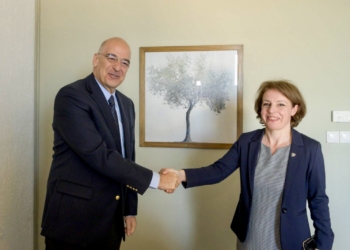 Diplomati grek sot në Kosovë, takohet më Gërvallën