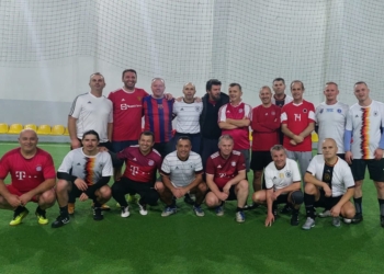 Shumë futboll – pa politikë, zhvillohet lojë mes Rohde dhe Bislimit