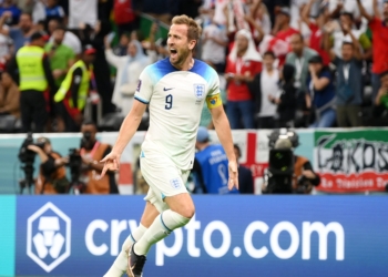 Anglia shkatërron të fortit e Afrikës dhe kalon në çerekfinale