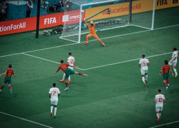 Shtanget Zvicra, Portugalia shkon në pushim me epërsi të dyfishtë!