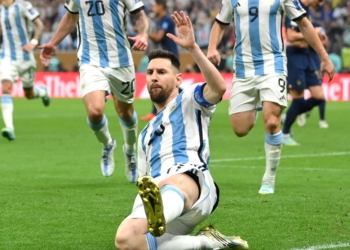 Argjentina vetëm 45 minuta larg trofeut të Kupës së Botës!
