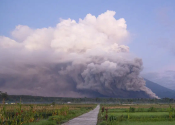 Evakuohen 3 mijë familje në Indonezi, shpërthimi i vullkanit “semeru”