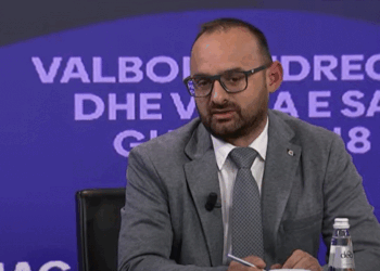 Jashari thotë se është për keqardhje që familjes së gruas së vrarë nuk po i qëndron afër asnjë veturë e policisë