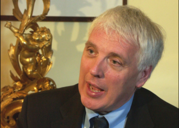 Ish zyrtari i NATO-s, Jamie Shea: Serbisë do t’i refuzohet kërkesa për kthimin e ushtarëve në Kosovë