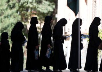 SHBA-ja dhe Britania dënojnë vendimin e talibanëve për ndalimin e shkollimit të grave