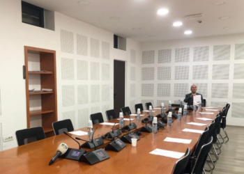 Veç Hydajet Hyseni në Komision, dështon mbledhja