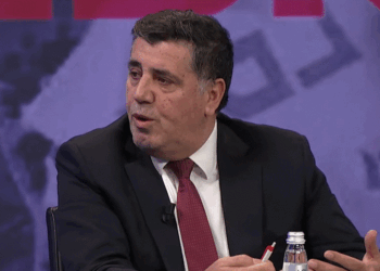 Haziri: Ministri organizon darkë me pasul për 20-30 policë, 700 të tjerë janë pa mbështetje logjistike