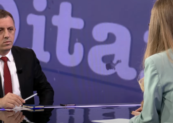 Zyba: Nuk mund ta përfundojmë janarin me barrikada