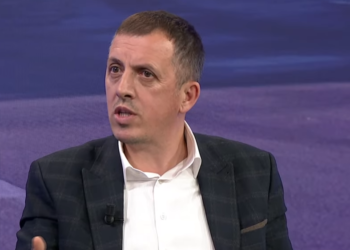 Zyba: As Vuçiqi e asnjë faktor tjetër nuk e ka detyruar Qeverinë Kurti të pranojë “Zajednicën”