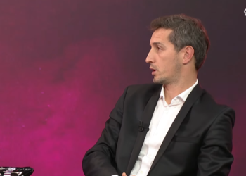 Zogiani: Fati dhe përvoja i kaloi tutje Francën