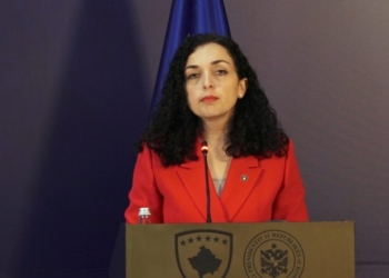 Presidentes i kërkohet të shpallë ditë zie për vrasjen e dy grave dhe një foshnje