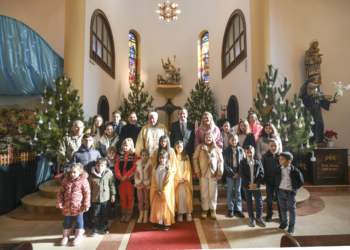 Kurti vizitoi Janjevën për ditën e Krishtlindjes