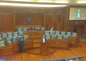 Aliu i bindur se 75% e ndërtimeve në Kosovë janë pa leje