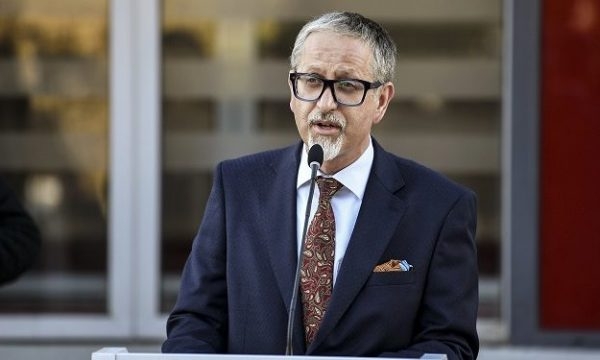 Arben Vitia rikthehet në pozitën e ministrit të Shëndetësisë