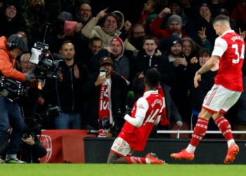 Arsenali rikthehet fuqishëm, mposhtë West Ham