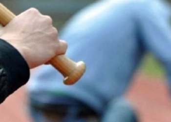 Sulmohet një qytetar në Prishtinë, i grabitet çanta në të cilën kishte një pistoletë