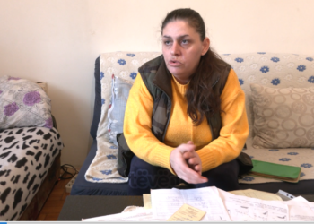 Gruaja nga Obliqi kërkon ndihmë, bashkë me vajzën vuajnë nga sëmundje të ndryshme