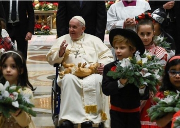 Papa Françesku: E dënoj urinë njerëzore për pasuri dhe pushtet