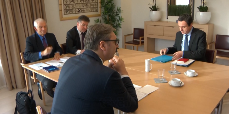 Ndikimi i versionit të ri të planit franko-gjerman në raportet mes palëve