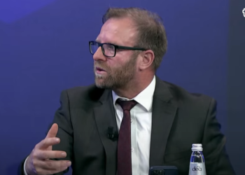 Abazi: Diplomatët serbë po e bullizojnë Islandën për të mos e vendosur Kosovën në agjendën e KiE