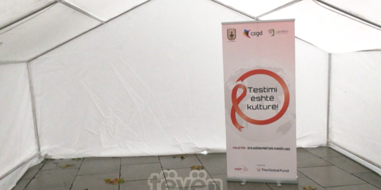 Hapet qendra për testim falas për HIV/AIDS në sheshin “Zahir Pajaziti”