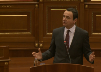 Kurti i përgjigjet Hotit për dialogun dhe asociacionin