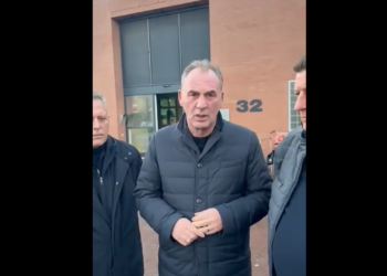 Limaj del i emocionuar nga takimi me ish-krerët e UÇK-së në Hagë