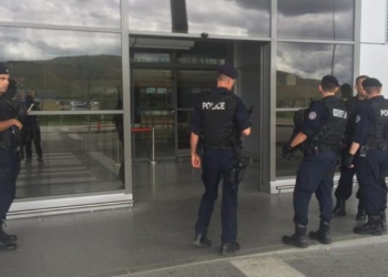 Mbyllet përkohësisht Aeroporti “Adem Jashari”, pas kërcënimit me bombë
