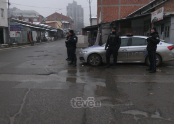 Situatë e qetë në veri, qytetarët kërkojnë heqjen e barrikadave
