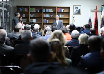 Haradinaj thotë se largimi nga këshillat amerikane është i rrezikshëm për Kosovën